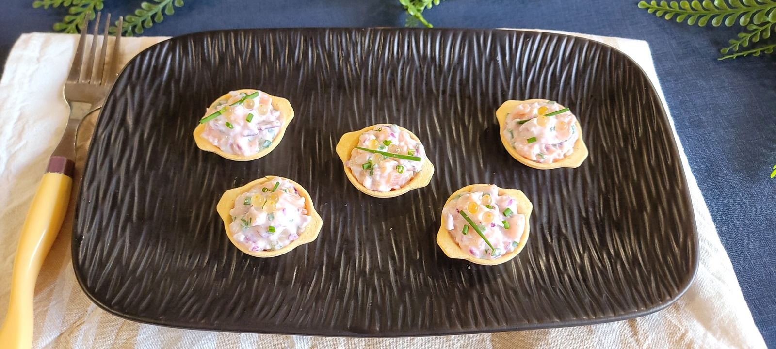 Cassolettes apéritives au saumon fumé et fromage blanc