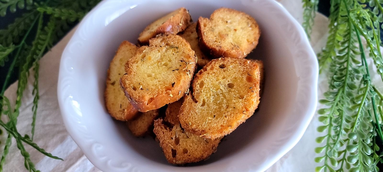 Croûtons en rondelles au four