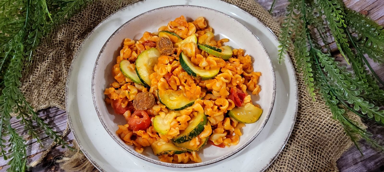Torsades au chorizo, courgettes et tomates cerises - Recette facile