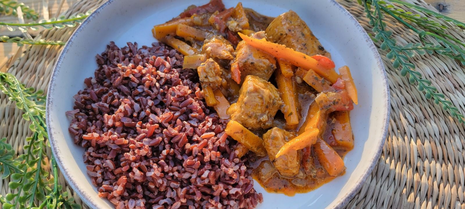 Poulet Basque Facile et Riz Rouge de Camargue