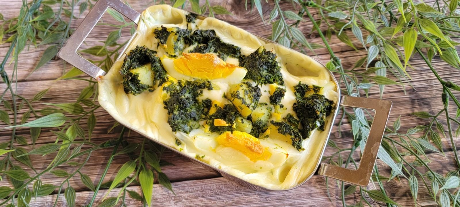 Gratin oeuf, épinard, pommes de terre à la béchamel