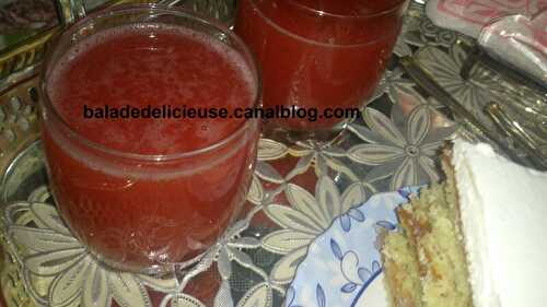 Jus de fraises et ananas