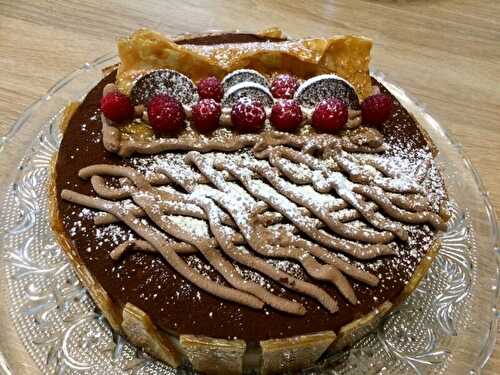 Gâteau aux 3 chocolats avec biscuit breton - BATON DE CANNELLE