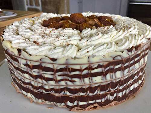 GATEAU TOUT CHOCOLAT ET CHANTILLY