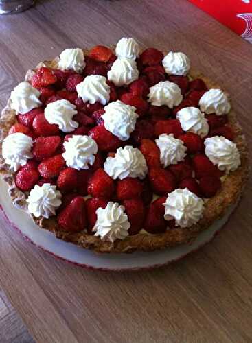 Tarte aux Fraises ,Creme pistache