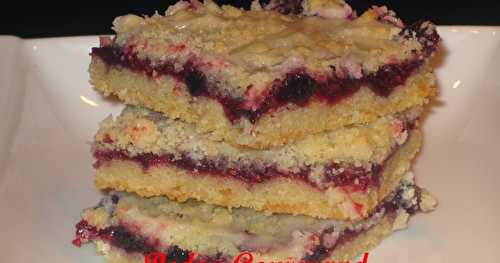 Barres aux framboises avec glaçage au citron