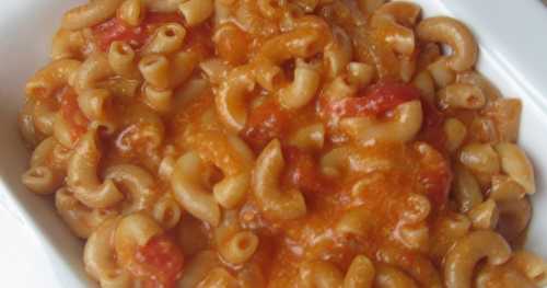 Macaronis à la soupe aux tomates