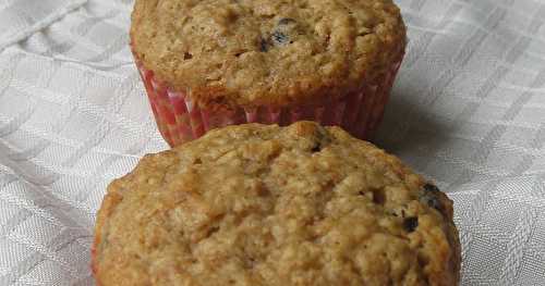 Muffins à l'avoine et aux raisins de Lucie Boivin