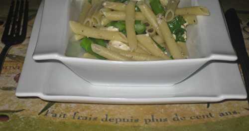 Tagliatelle au féta et aux asperges