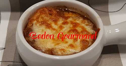 Soupe à l'oignon gratinée