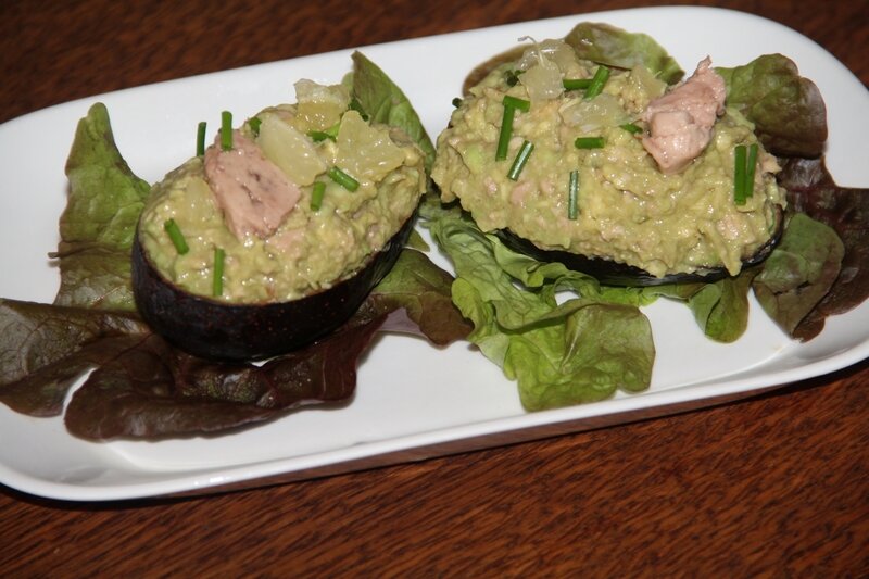 AVOCATS FARCIS AU FOIE DE MORUE