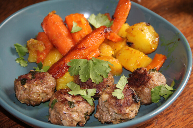 BOULETTES AUX DEUX VIANDES AUX EPICES