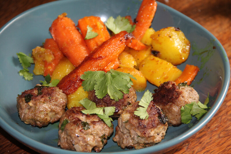 BOULETTES AUX DEUX VIANDES AUX EPICES