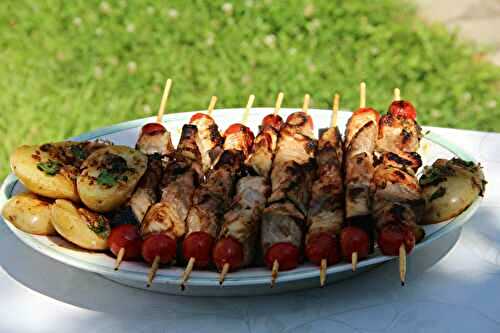 BROCHETTES MARINEES DE THON ROUGE, ESPADON ET SAUMON A LA PLANCHA