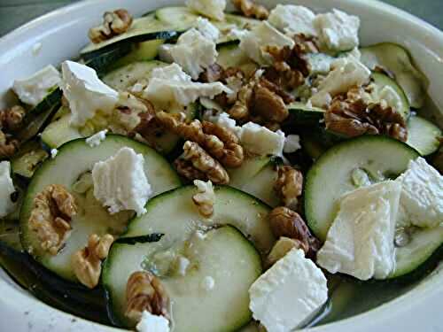 CARPACCIO DE COURGETTES, NOIX ET CHEVRE