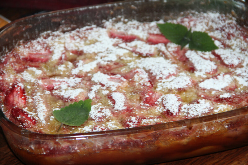 CLAFOUTIS OU TOUT COMME, AUX FRAISES MARIGUETTE