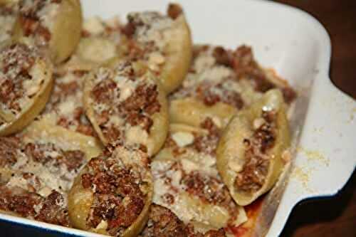 CONCHIGLIONI TROIS VIANDES ET TOMATE