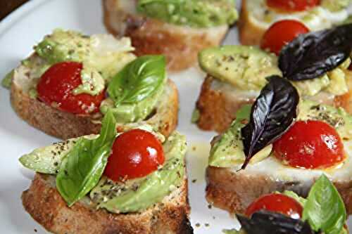 CROSTINIS A L'ITALIENNE