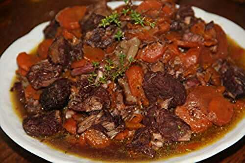 DAUBE DE BEU (BOEUF) A LA SAINTONGEAISE