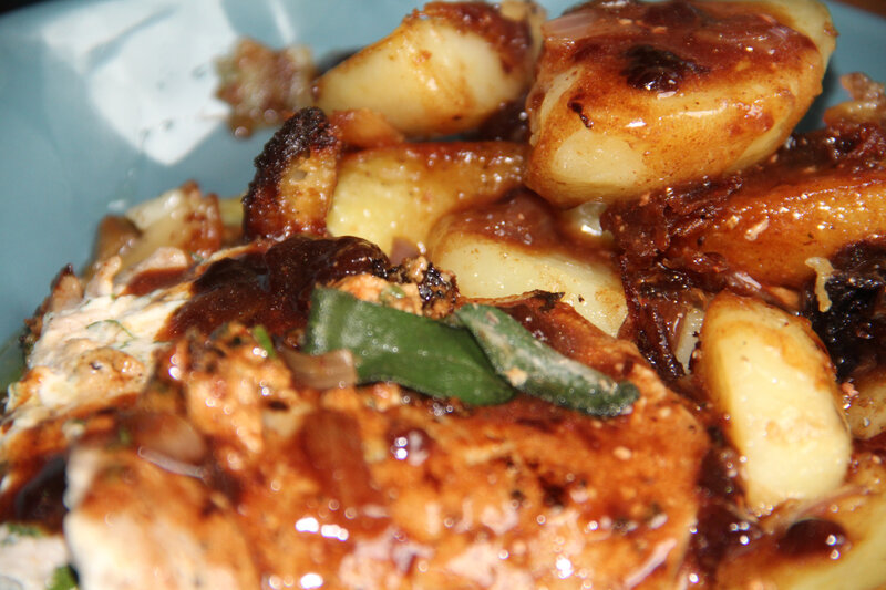 ESCALOPES DE VEAU AU FROMAGE FRAIS ET AUX FINES HERBES