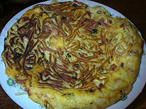 GALETTE DE SPAGHETTI, LARDONS ET COMTE