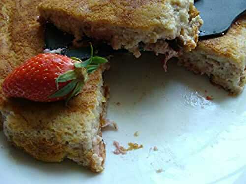 GATEAU AU FROMAGE BLANC ET AUX FRAISES