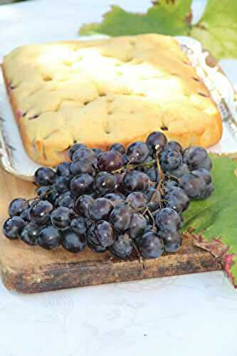 GATEAU AU RAISIN MUSCAT FRAIS