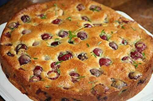 GATEAU AU YAOURT, CERISES ET SARRIETTE