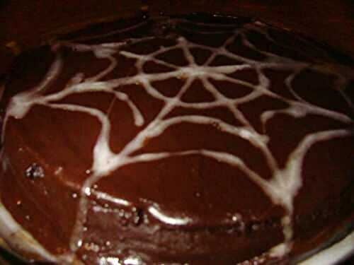 GATEAU TOILE D'ARAIGNEE D'HALLOWEEN