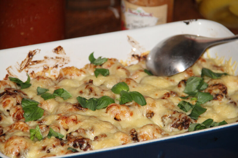 GRATIN DE GNOCCHI FRAIS, CHAMPIGNONS DE PARIS ET COULIS DE TOMATES