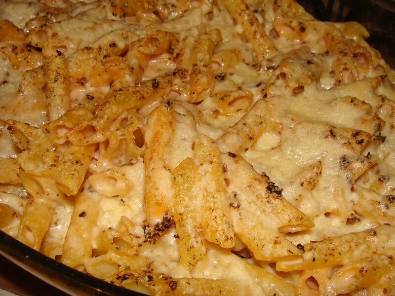 GRATIN DE PENNE SAUCE AURORE AUX HERBES