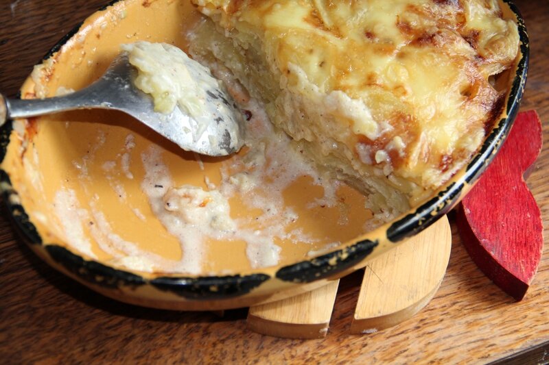 GRATIN DE POMMES DE TERRE AU CANTAL