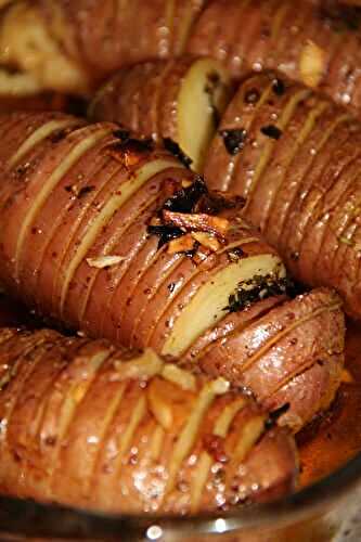 HASSELBACK POTATOES POMMES DE TERRE ROTIES A LA SUEDOISE