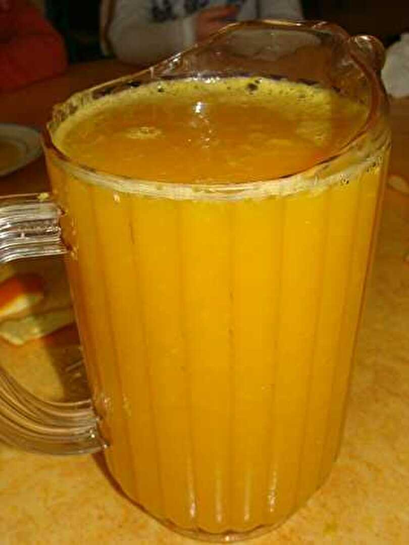 JUS D'ORANGE DES ENFANTS