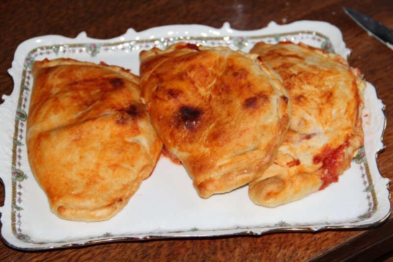 LE CALZONE NAPOLITAIN