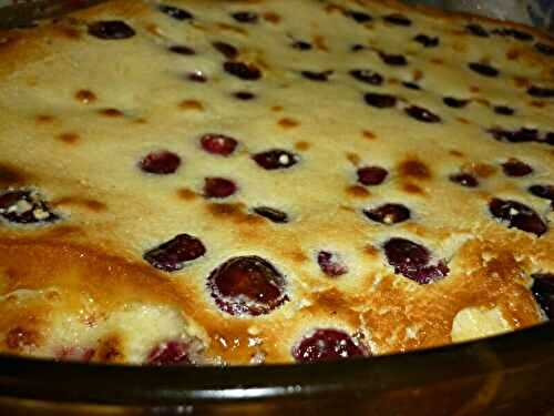 LE CLAFOUTIS AMANDINE AUX CERISES