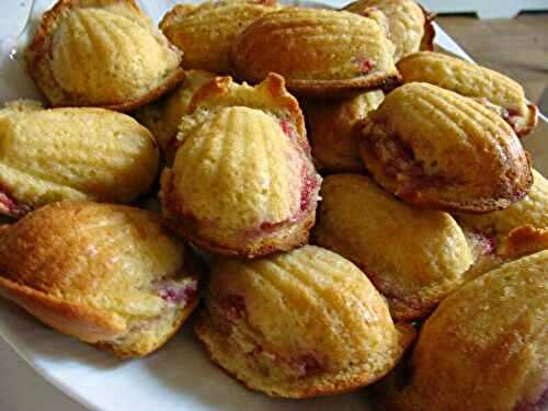 MADELEINES SANS BOSSE A LA CONFITURE DE FRAMBOISES