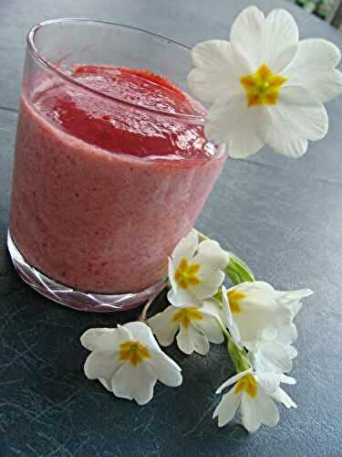 MOUSSE DE FRAISES AU CITRON VERT