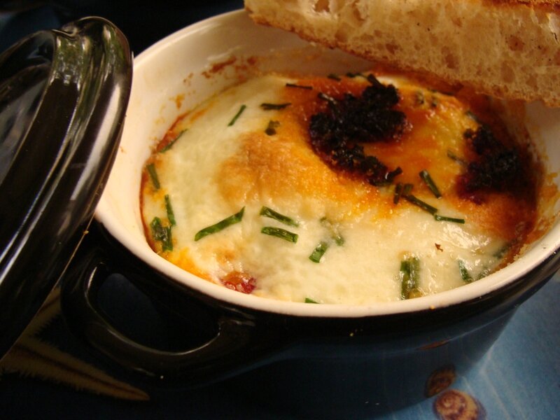 OEUFS COCOTTE AU CHORIZO