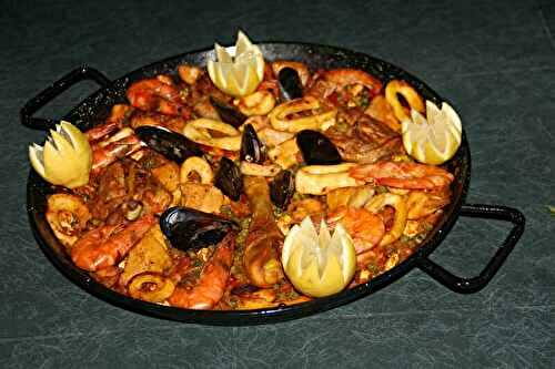 PAELLA MIXTE DES TERRES A LA MER