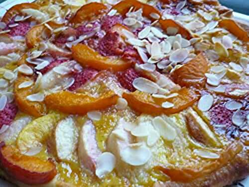 PIZZA SUCREE AUX FRUITS D'ETE