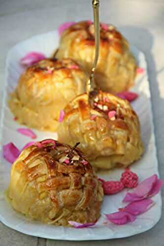 POMMES EN CAGE COEUR DE CONFITURE POIRES PRALINES ROSES