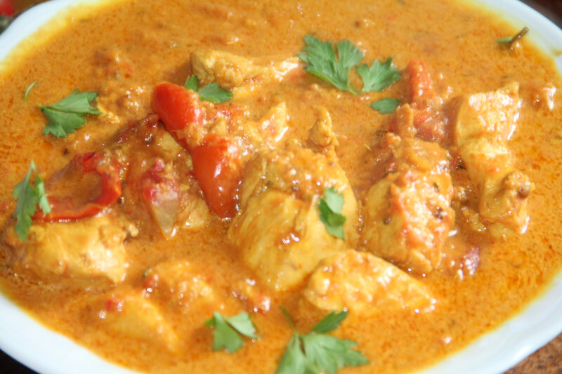 POULET AU CURRY ROUGE