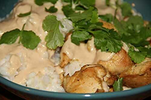 POULET TRES CACAHUETE ET PETIT RISOTTO