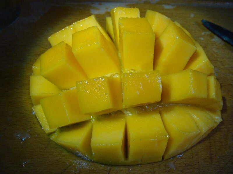 POUR PREPARER UNE MANGUE FACILEMENT...