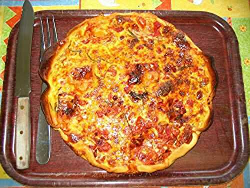 QUICHE AUX DEUX CHEVRES, TOMATES ET ROMARIN