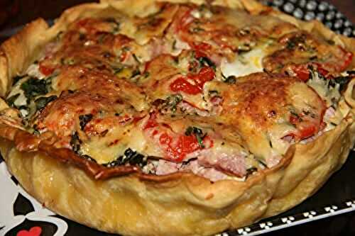 QUICHE JAMBON, POMMES DE TERRE MOUTARDEES, FROMAGES ET HERBES