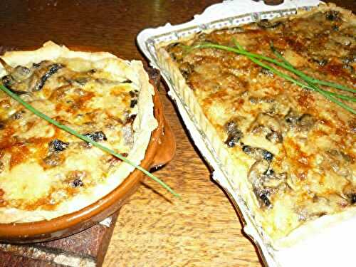 QUICHE LARDONS, CHAMPIGNONS DE PARIS FRAIS ET COMTE, PATE AUX PETITS SUISSES