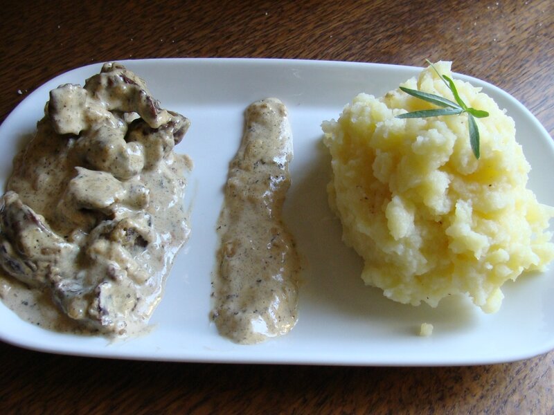 ROGNONS DE VEAU FLAMBES AU COGNAC