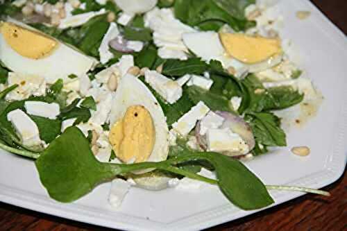 SALADE DE POURPIER, FETA ET OEUFS DURS, VINAIGRETTE A L'ORANGE